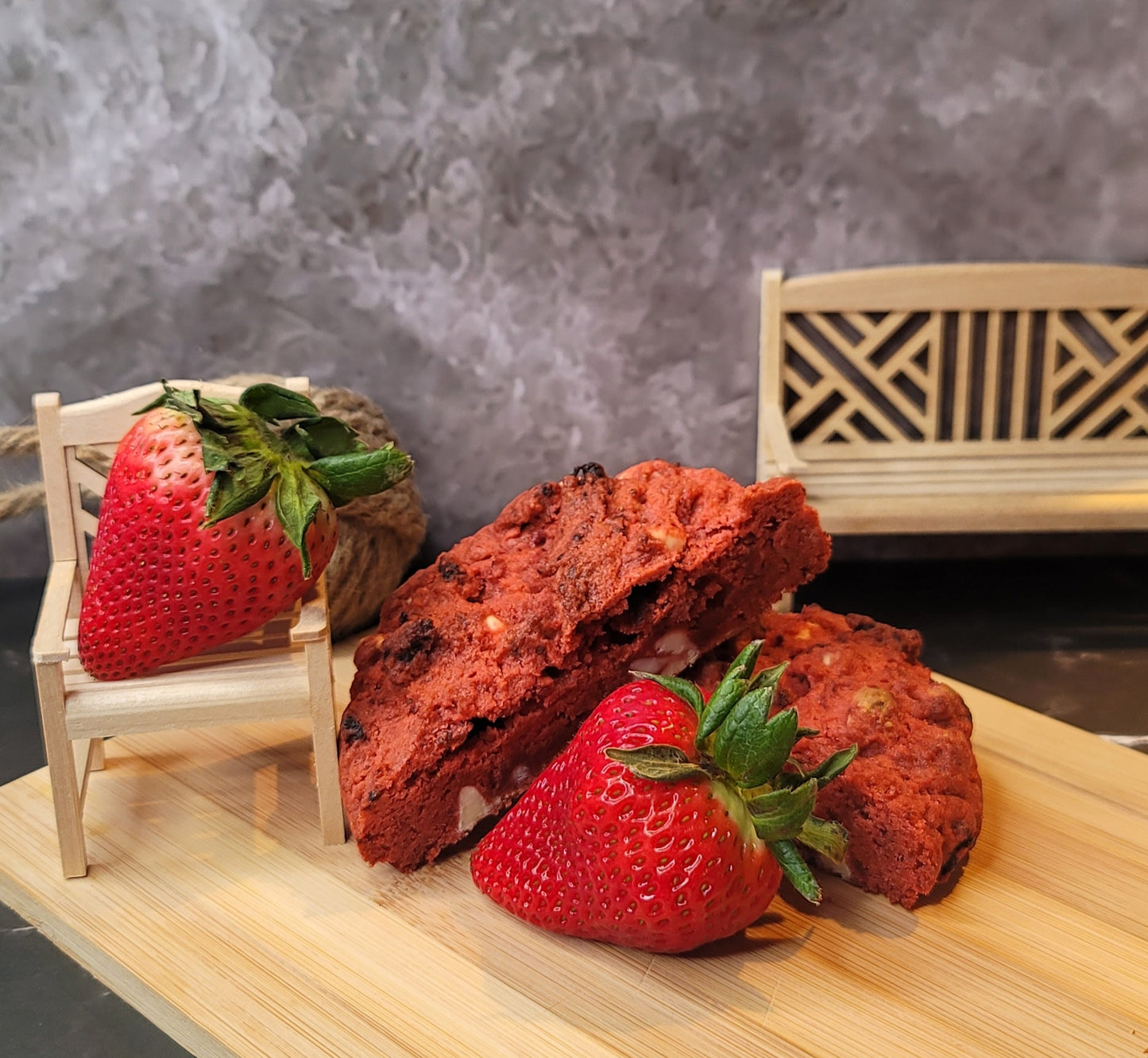 SumSassyAzzzz SkrawBerry