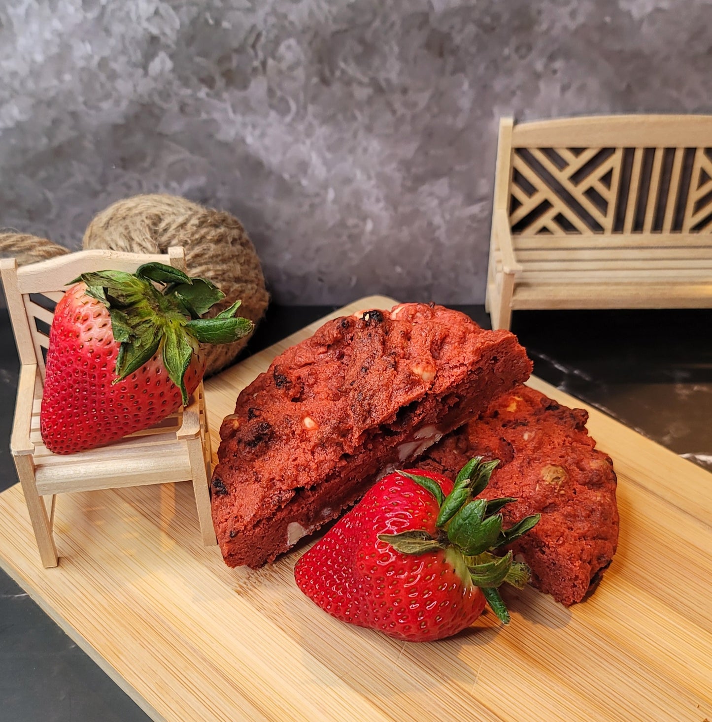 SumSassyAzzzz SkrawBerry