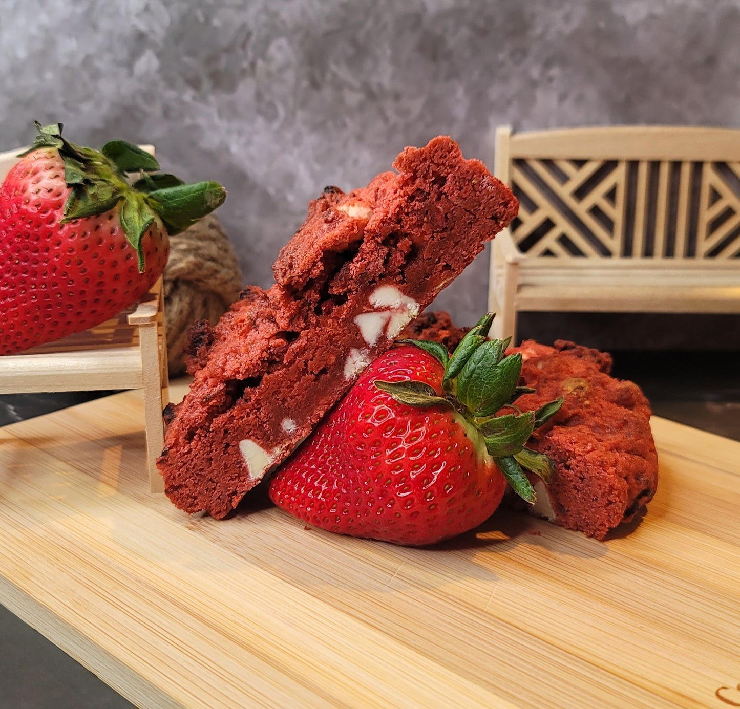 SumSassyAzzzz SkrawBerry