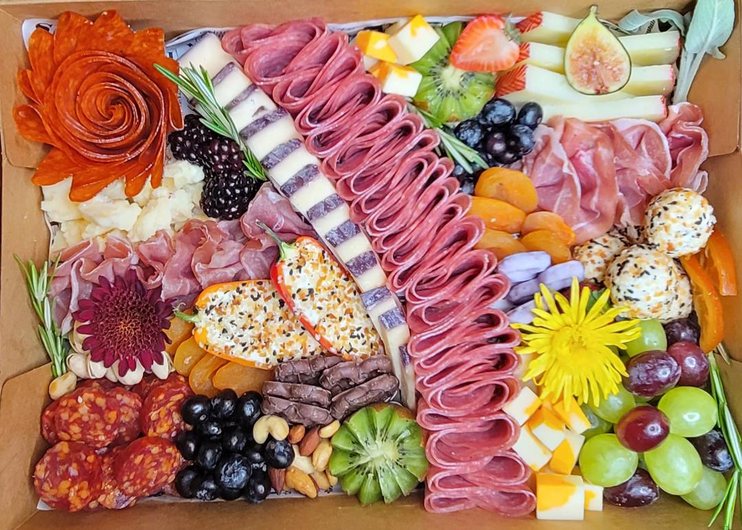 Happy Hour Box - 5 to 7 Grazing's