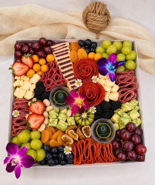 Happy Hour Box - 4 to 10 Grazing's