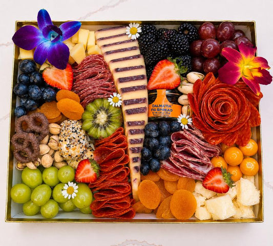 Picnic Box - 4 to 6 Grazing's